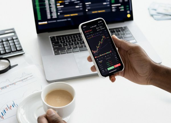 Prop firm : comment choisir la meilleure pour réussir en trading